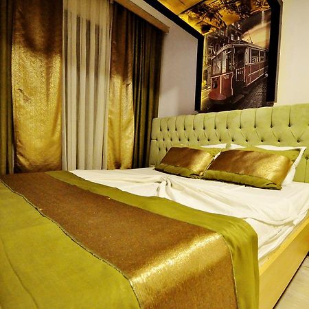 The Beyoglu House Hotel Istanbul Bagian luar foto