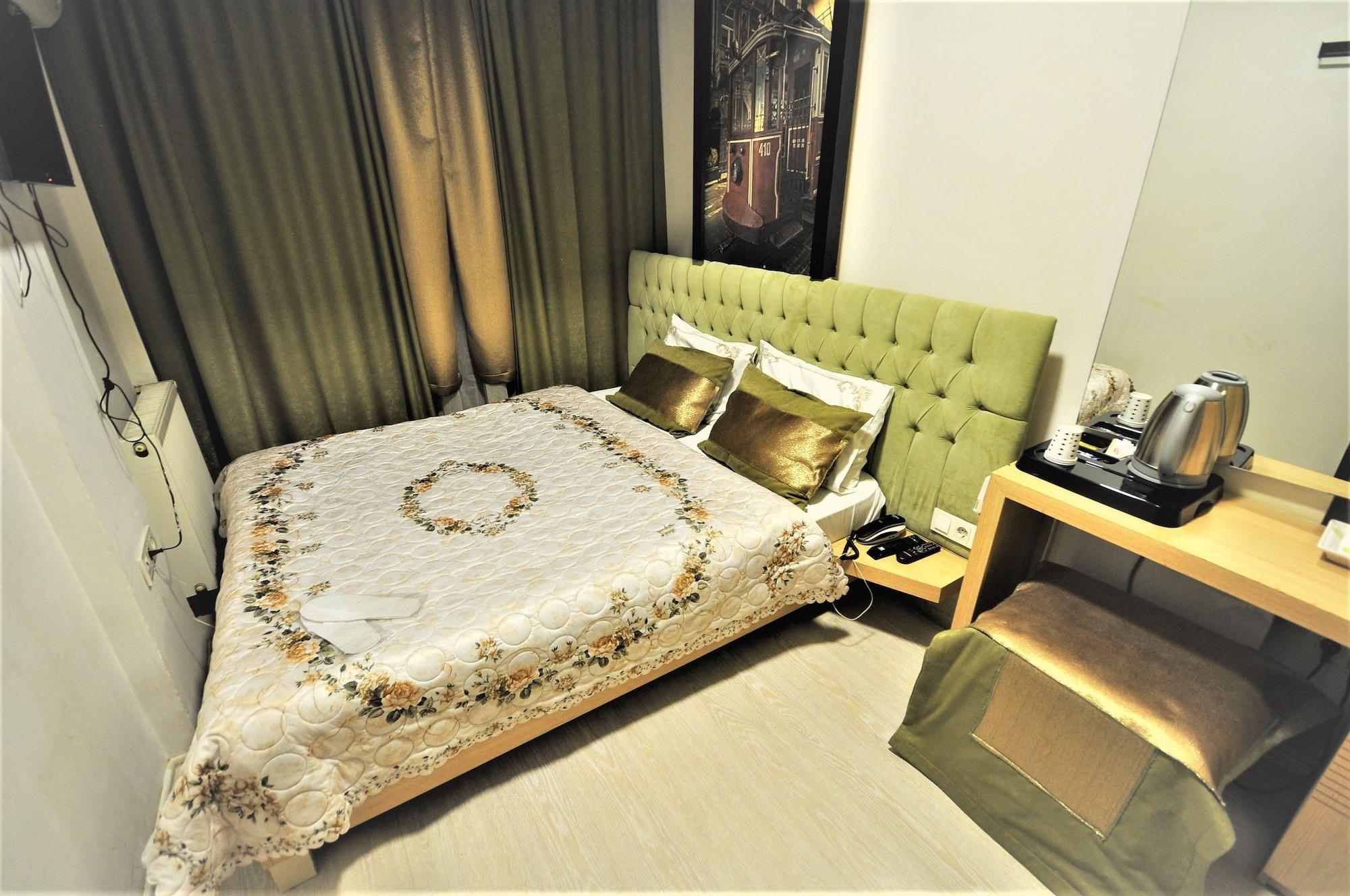 The Beyoglu House Hotel Istanbul Bagian luar foto
