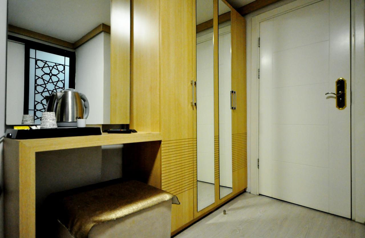 The Beyoglu House Hotel Istanbul Bagian luar foto