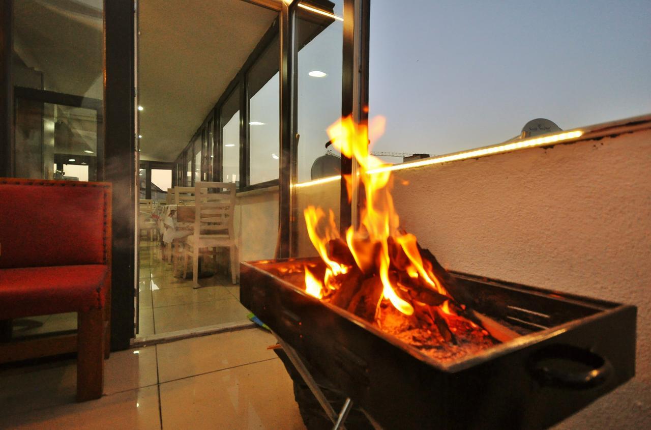 The Beyoglu House Hotel Istanbul Bagian luar foto