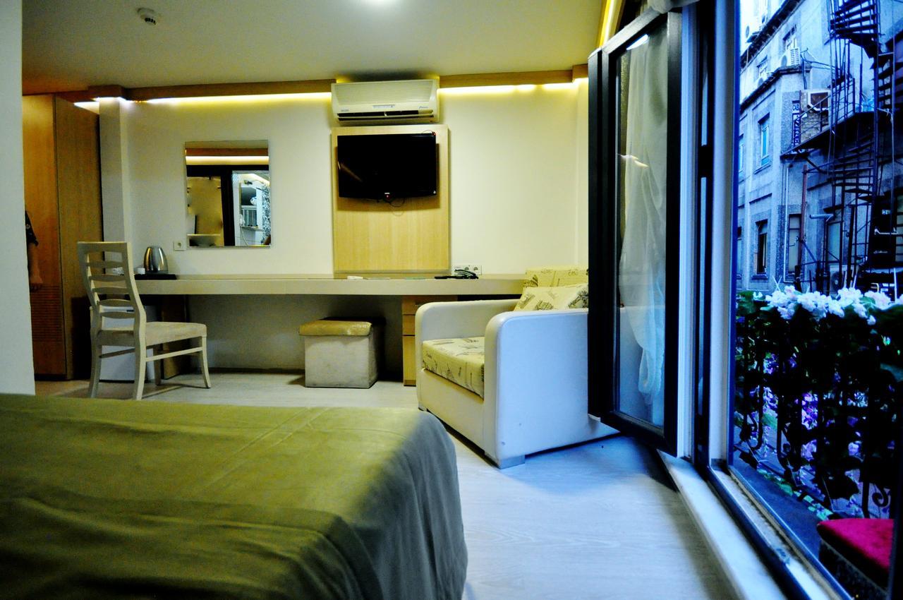 The Beyoglu House Hotel Istanbul Bagian luar foto