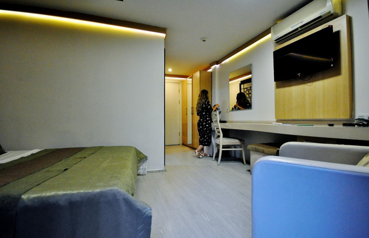 The Beyoglu House Hotel Istanbul Bagian luar foto